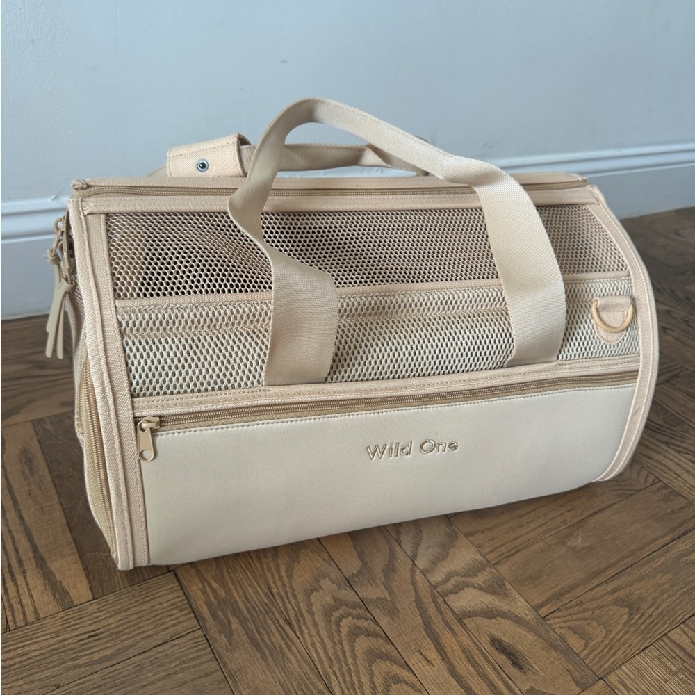Wild One Beige Pet Carrier